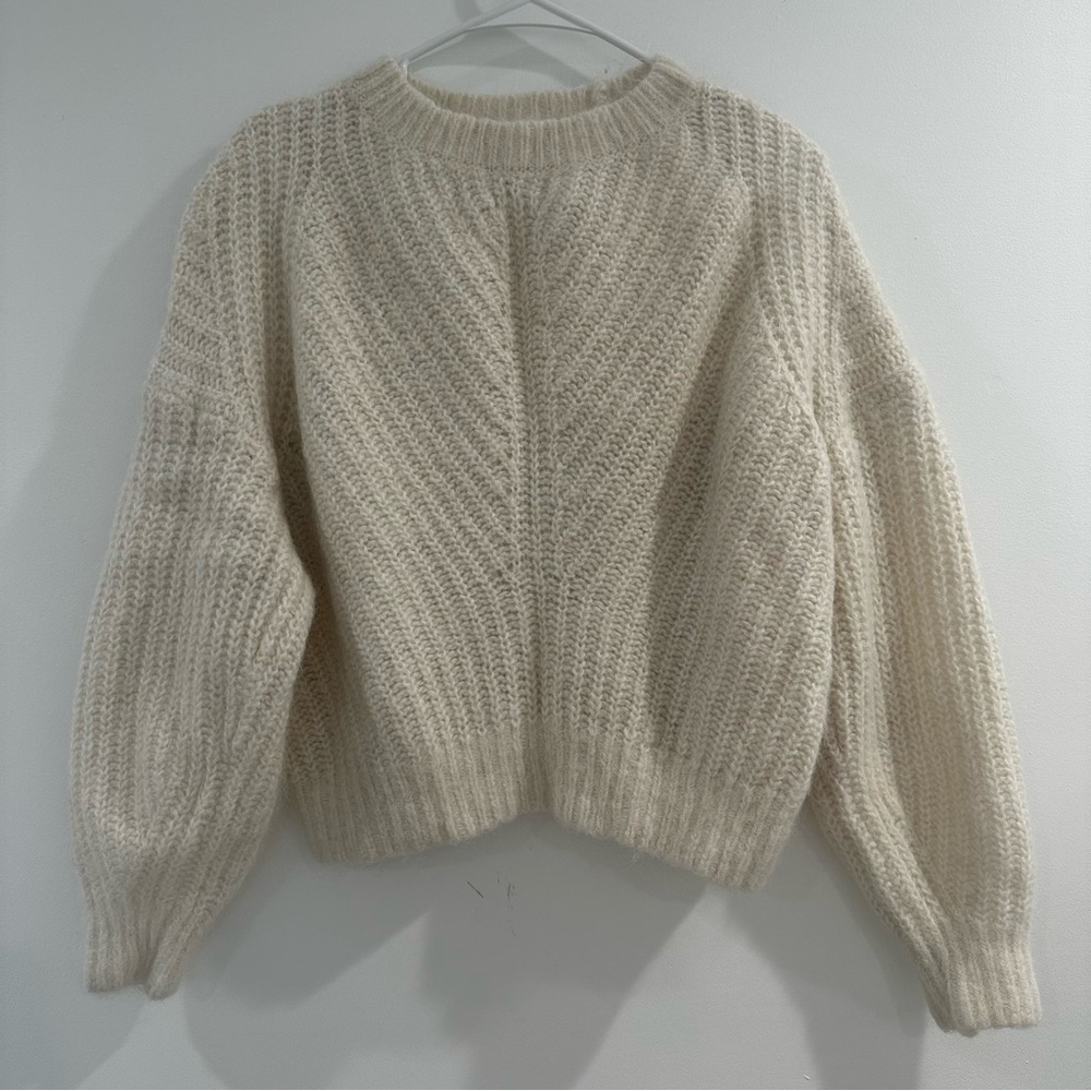 Abercrombie & Fitch Alpaca Blend Cream Crew Neck Sweater